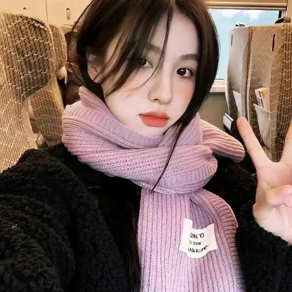 弘大春晓 海报